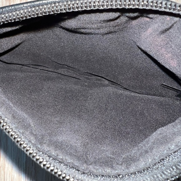 Express small black wristlet - Picture 4 of 5